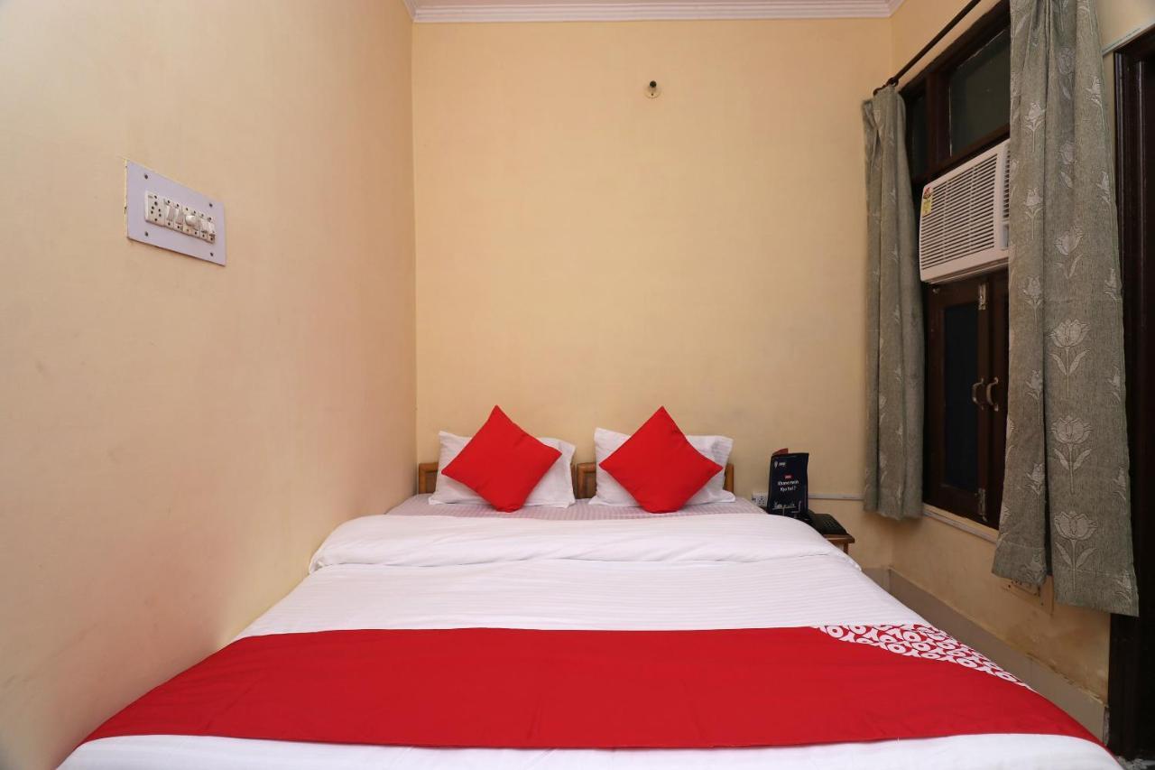 Oyo 19026 Hotel As Karnāl Exterior foto